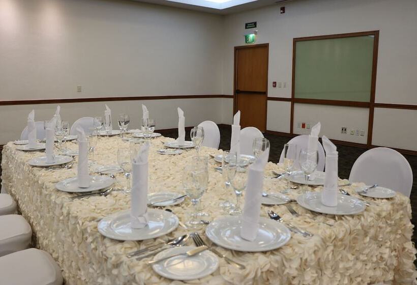 فندق Courtyard By Marriott Villahermosa Tabasco