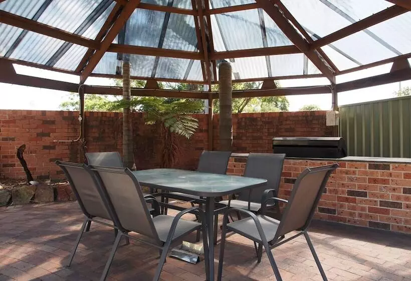 Отель Golf Place Inn