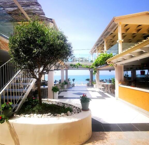 فندق Romantic Palace Beach Apartments