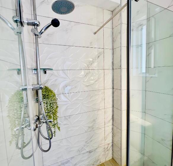 فندق Romantic Palace Beach Apartments