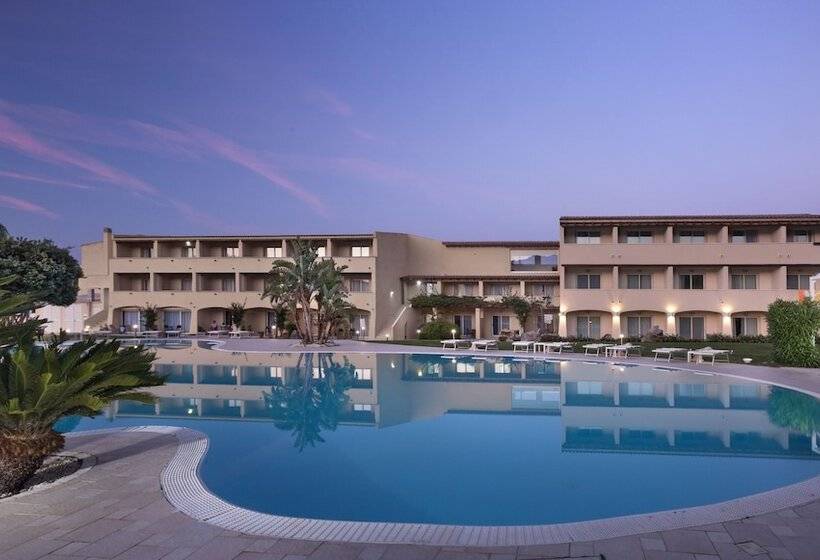 ホテル San Teodoro