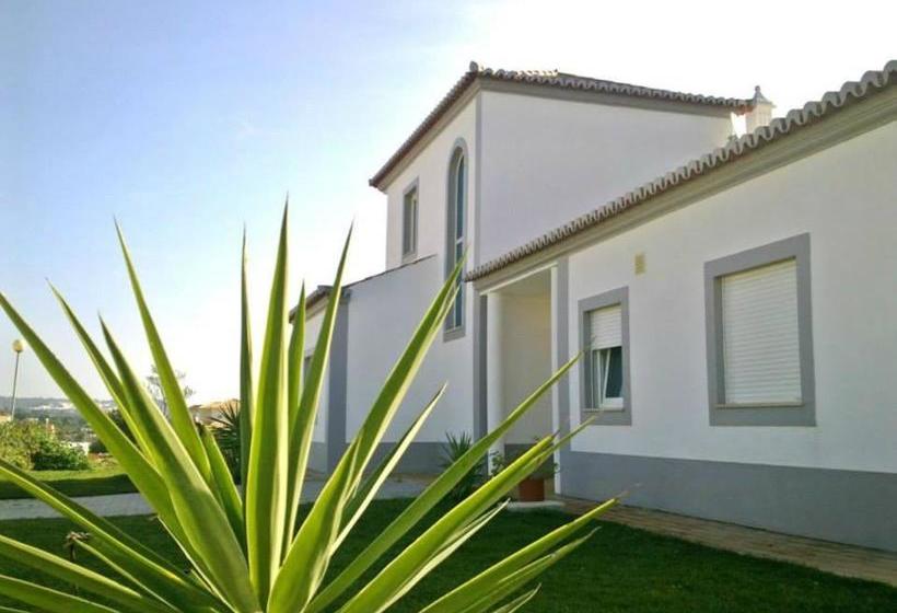 Bed and Breakfast Ahvillas Cerro Azul