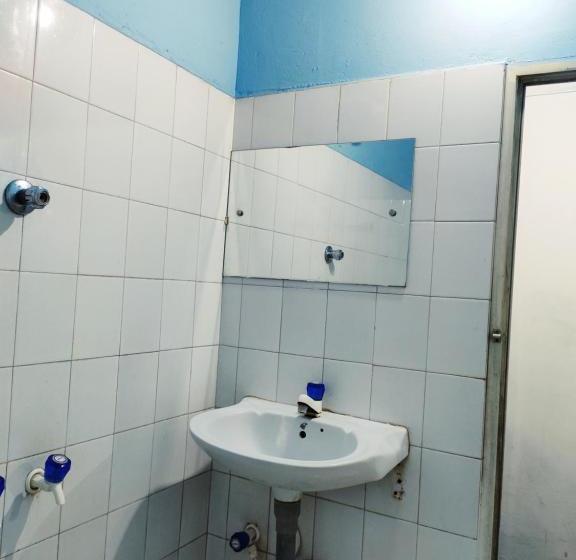 בית מלון כפרי Spot On Layali Tourist Home