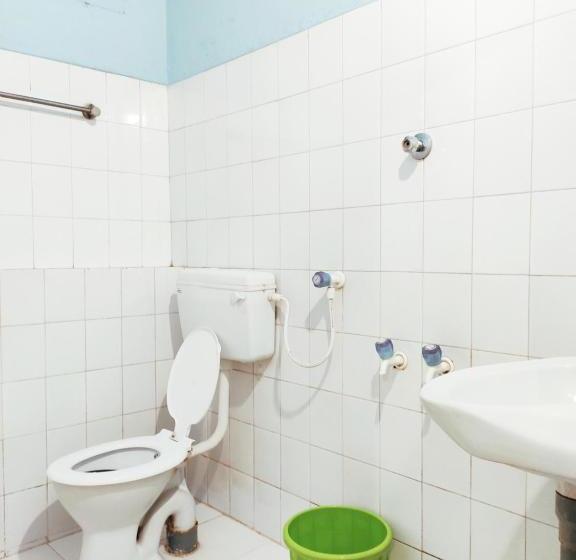 בית מלון כפרי Spot On Layali Tourist Home