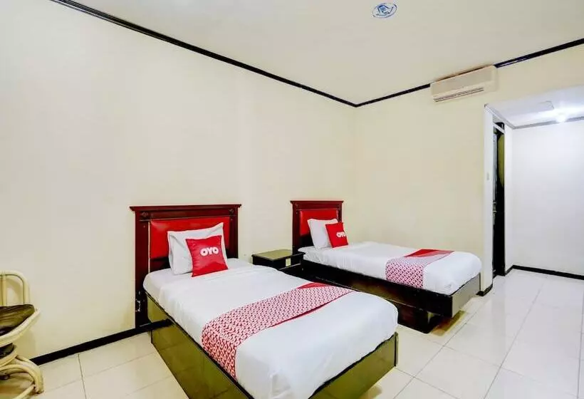 Hotel Lumajang Redpartner