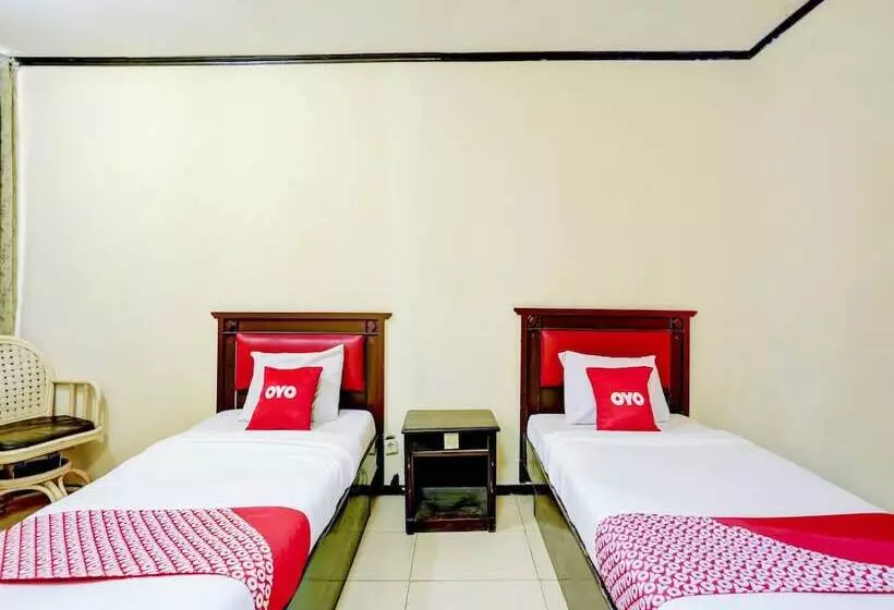 Hotel Lumajang Redpartner