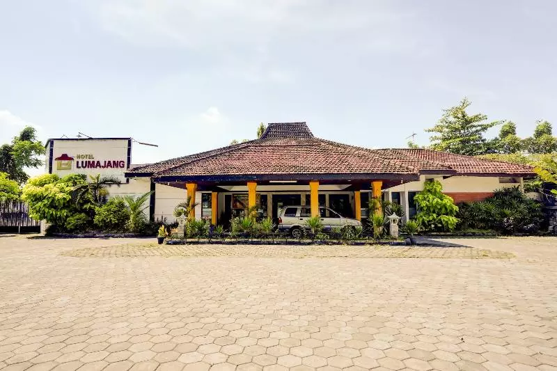 Hotel Lumajang Redpartner