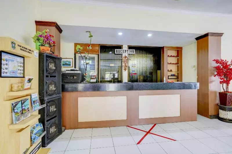 Hotel Lumajang Redpartner
