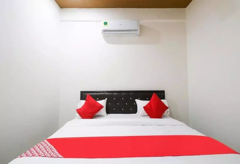 ホテル Oyo 78080 Dc Guest House