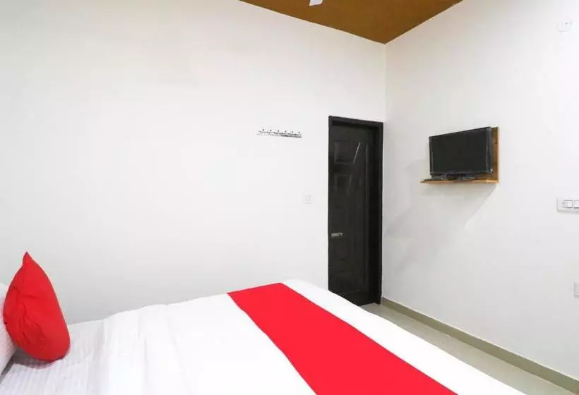 ホテル Oyo 78080 Dc Guest House