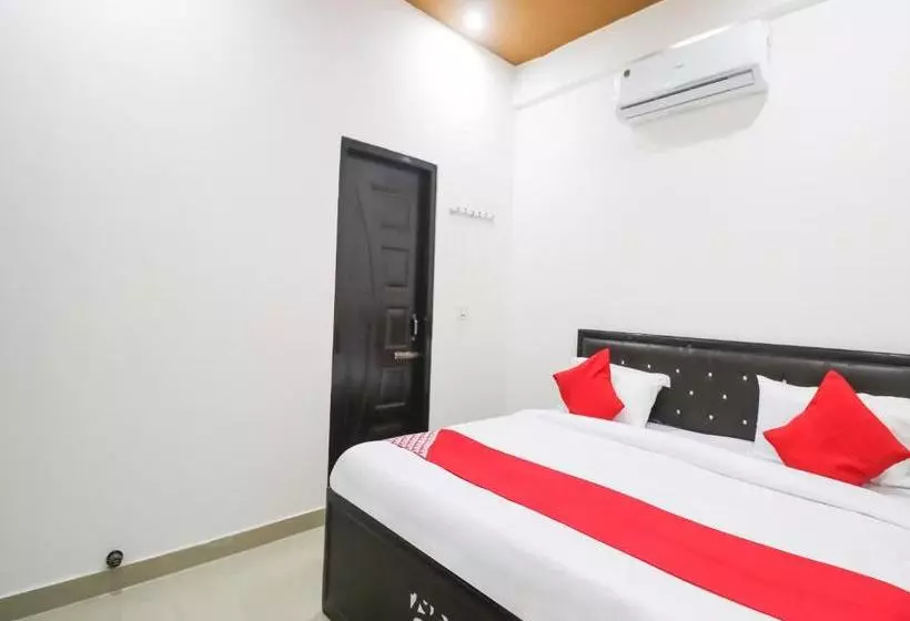 ホテル Oyo 78080 Dc Guest House