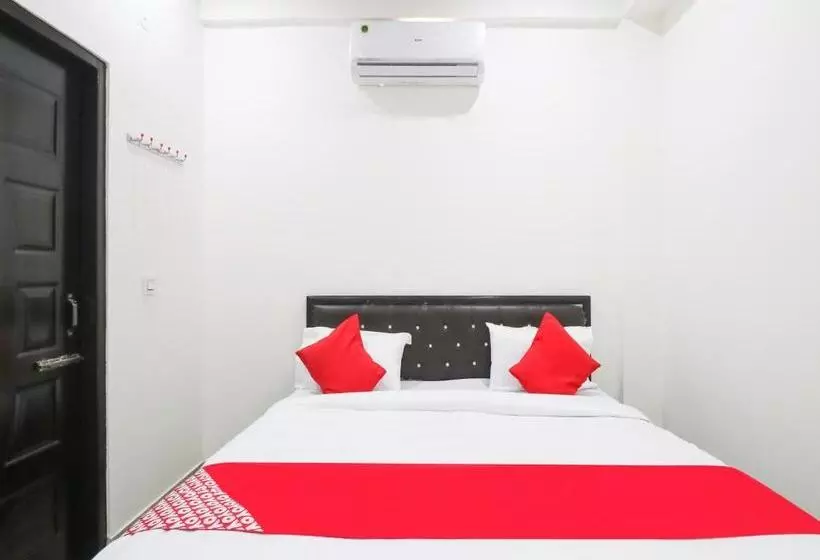 ホテル Oyo 78080 Dc Guest House