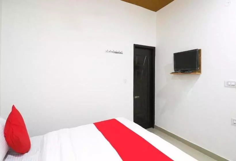 ホテル Oyo 78080 Dc Guest House