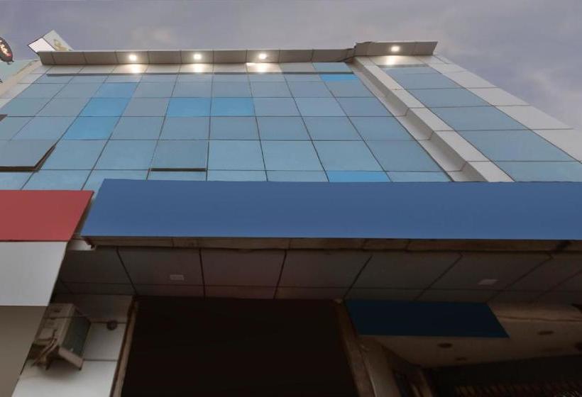 فندق Oyo 78495 Tulsi Resort