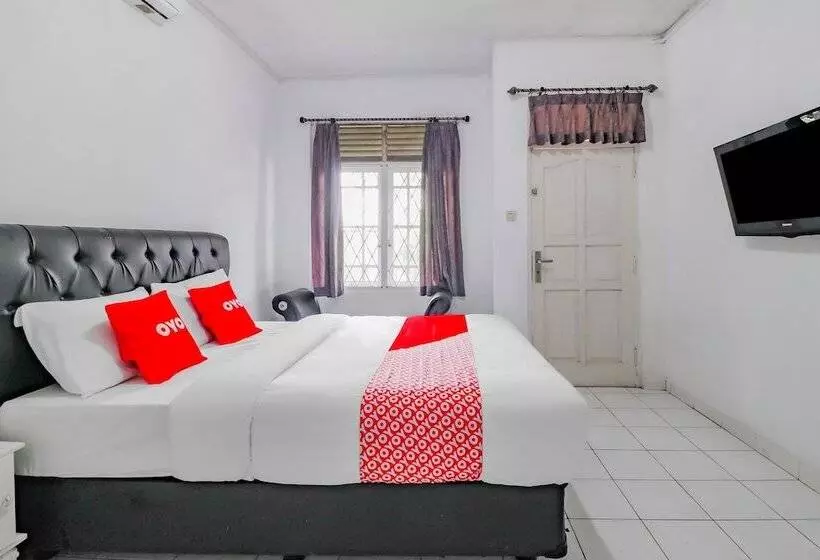 Hotel Oyo 90223 Bumi Langit