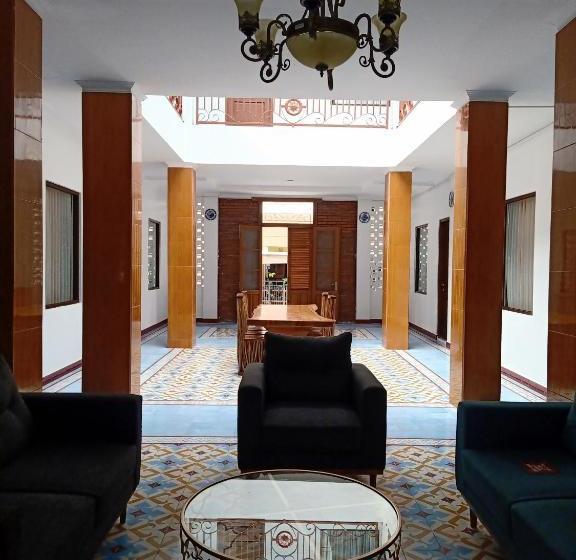 בית מלון כפרי Puri Sidikan Inn