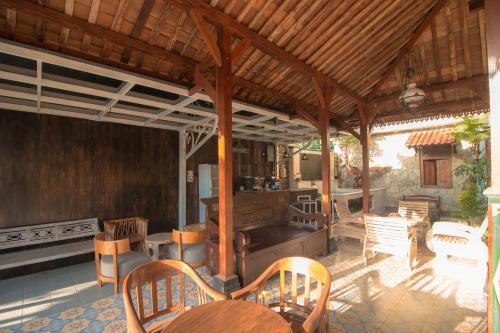 בית מלון כפרי Puri Sidikan Inn