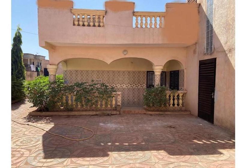 پانسیون Villa Chambre B Climatisée Douche Cuisine Salon