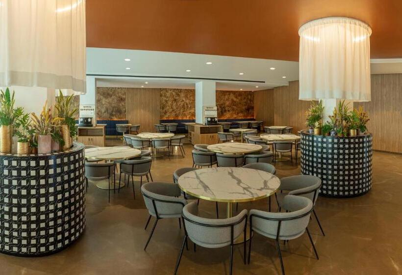 Aj Gran Alacant by SH Hoteles