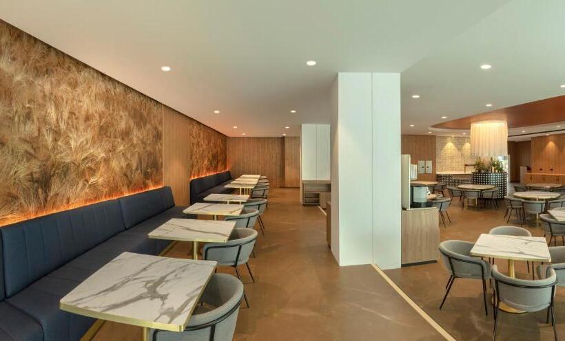 Aj Gran Alacant by SH Hoteles