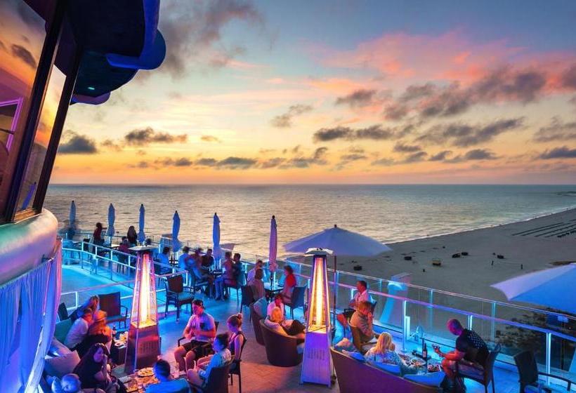 Отель Bellwether Beach Resort