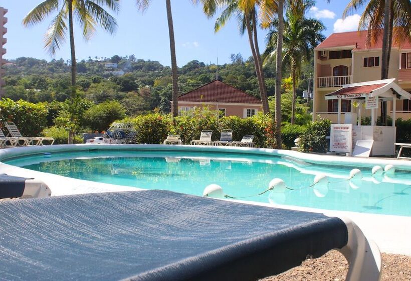 هتل Fisherman S Point Beach Resort