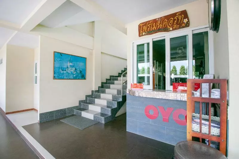 Hotelli Oyo 75387 4 Men Court