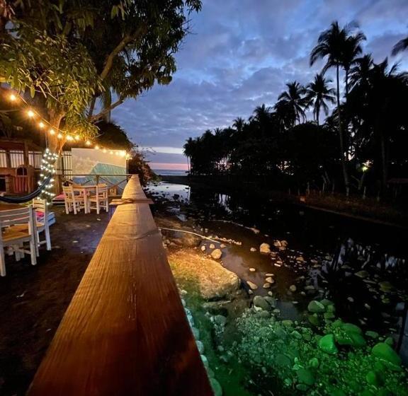 The Beach Break Hotel El Zonte