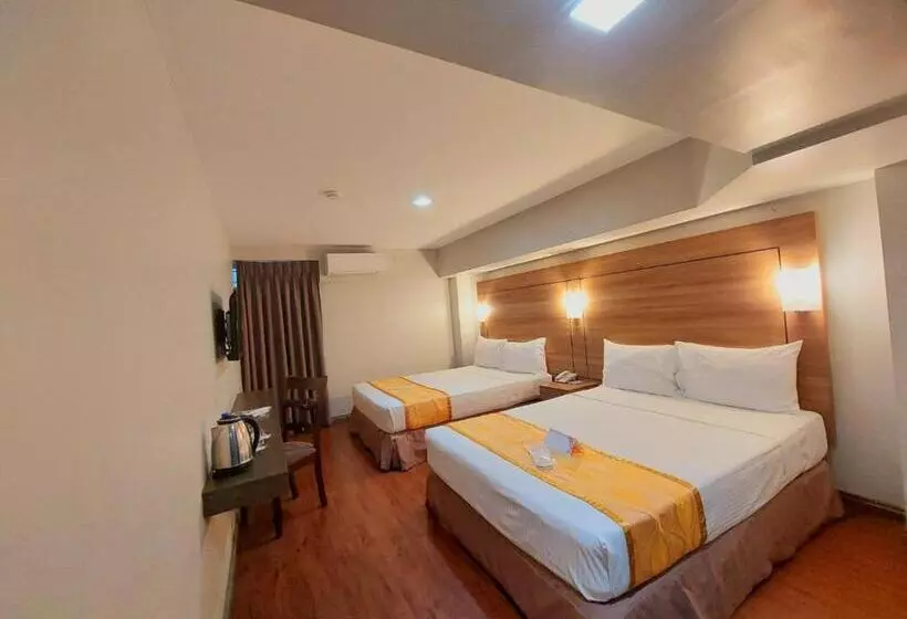 Tagaytay Hotel Sixb