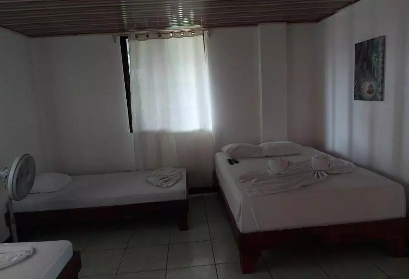 Aamiaismajoitus (B&B) Casa Caribe