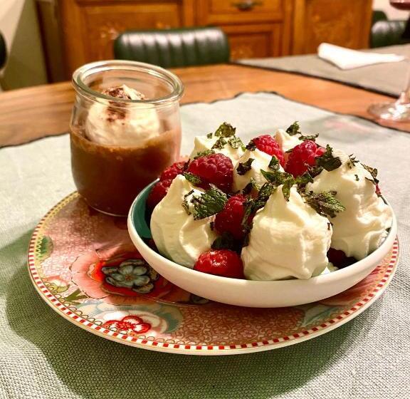 مبيت وإفطار Casa Voltegira