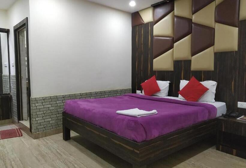 هتل Bikram A Boutique