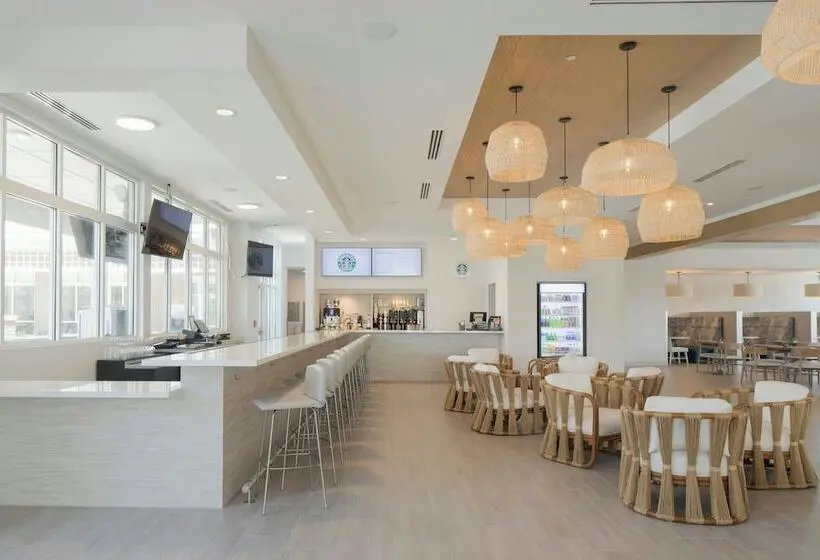 Hotelli Courtyard Amelia Island