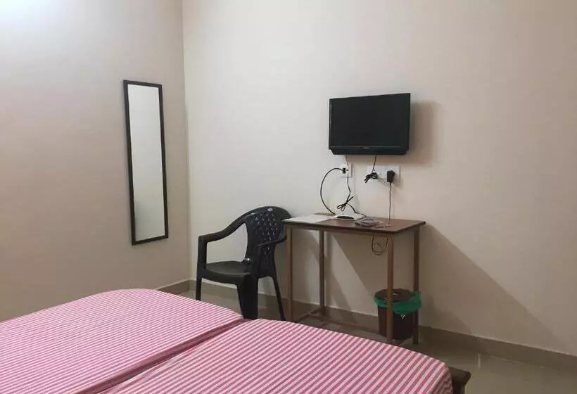 カプセルホテル Shantham Service Apartments, Kinathukadavu, Coimbatore