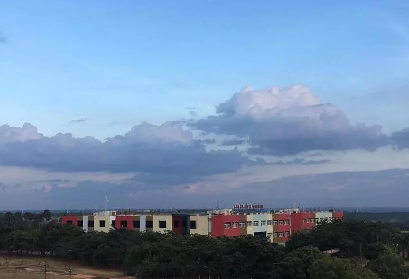 カプセルホテル Shantham Service Apartments, Kinathukadavu, Coimbatore