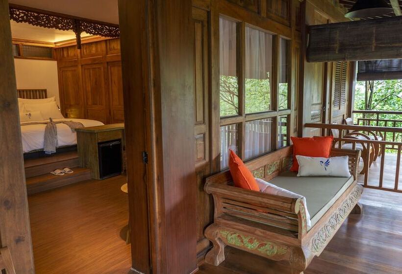 Отель Tira Vilagna Suites & Spa