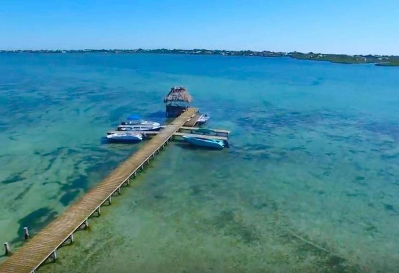 هتل Turtle Island Beach Resort, Trademark Collection By Wyndham