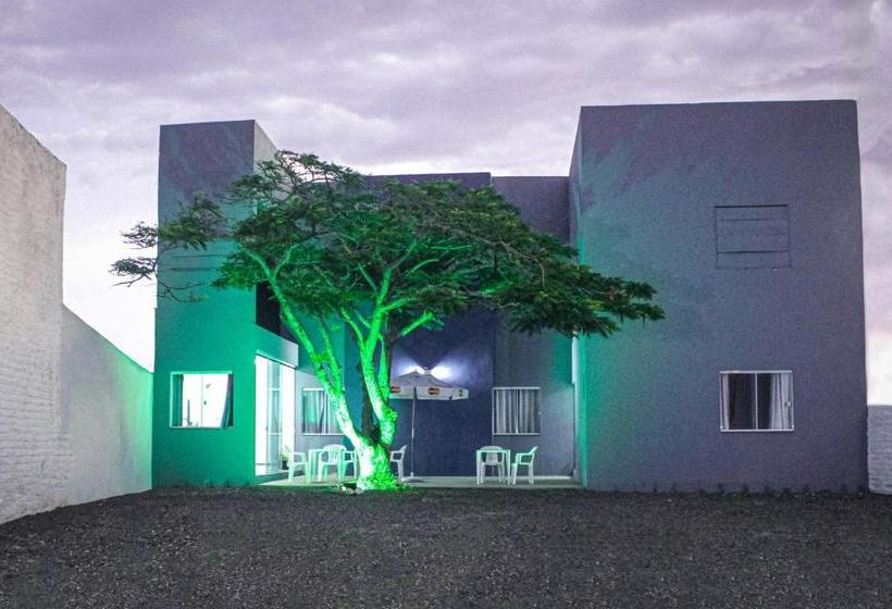 פנסיון Pousada Silvestre