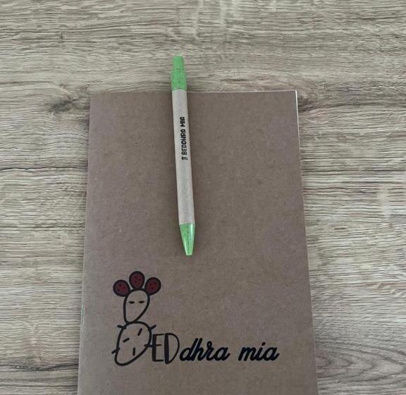 تختخواب و صبحانه Beddhra Mia