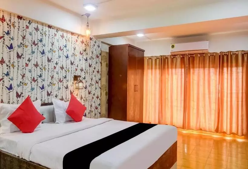 ホテル Super Capital O Divira Inn
