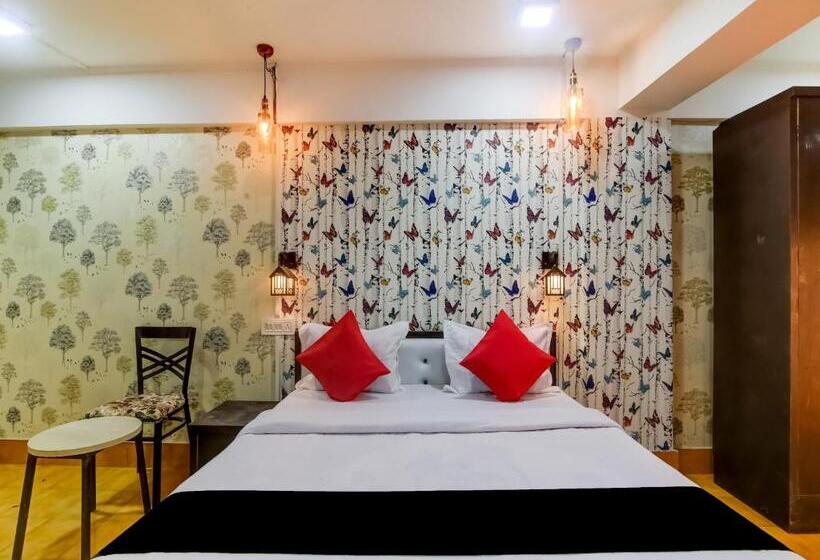 酒店 Super Capital O Divira Inn