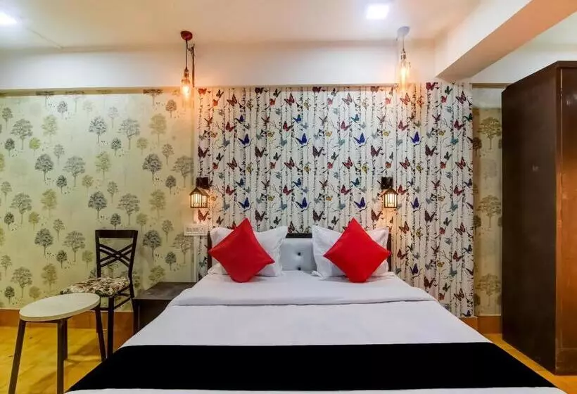 ホテル Super Capital O Divira Inn