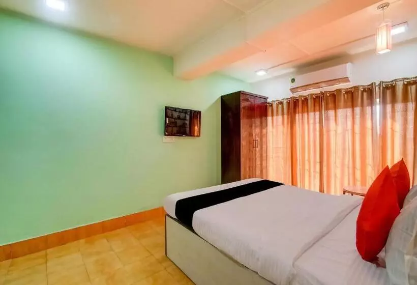 ホテル Super Capital O Divira Inn