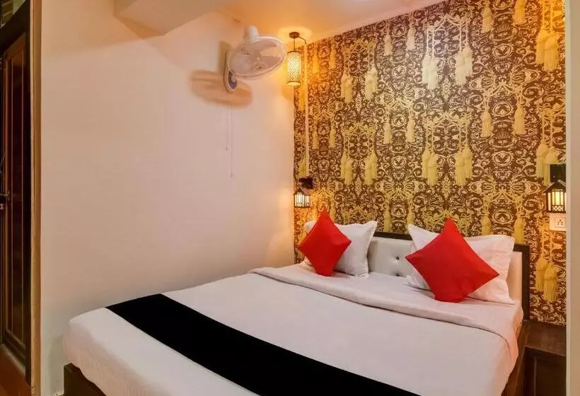 ホテル Super Capital O Divira Inn