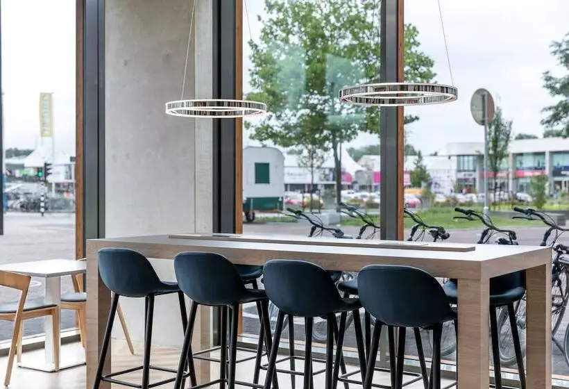 هتل Holiday Inn Express   Almere, An Ihg