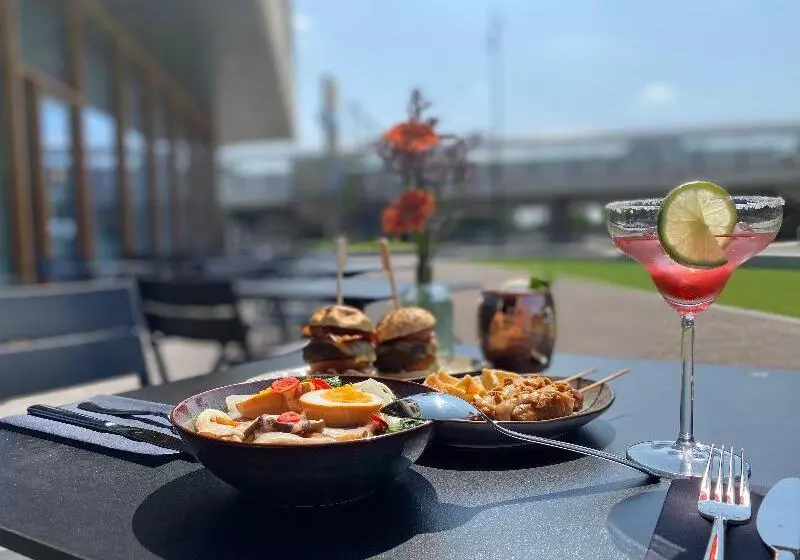 هتل Holiday Inn Express   Almere, An Ihg