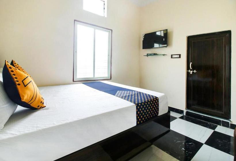 בית מלון כפרי Spot On 72514 Arnav And Restaurant