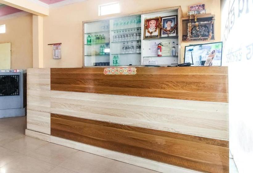 בית מלון כפרי Spot On 72514 Arnav And Restaurant