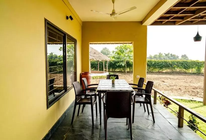 Hotelli The Satpura Panchtatva Villa