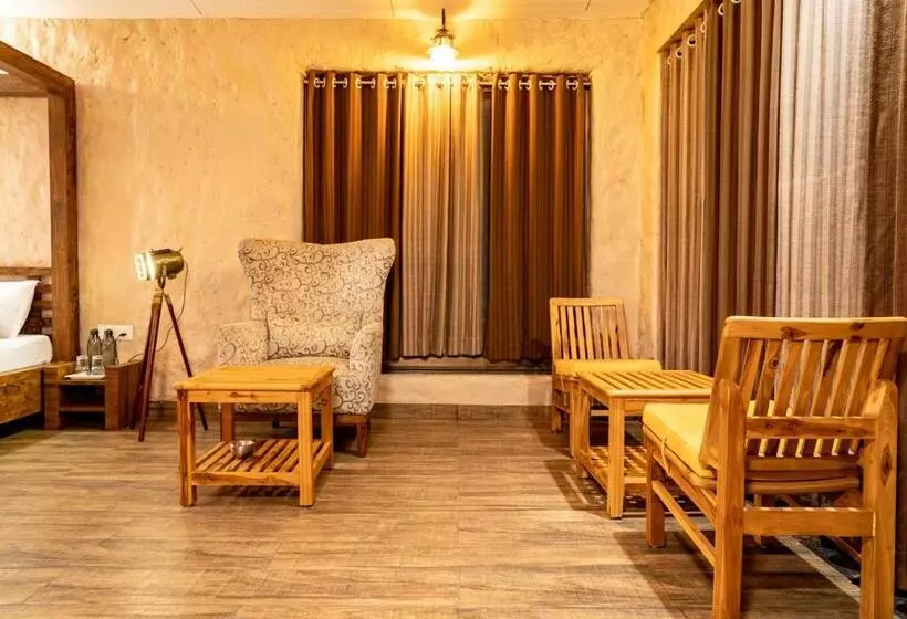 Hotelli The Satpura Panchtatva Villa